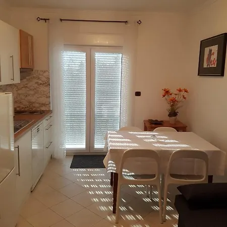 Mit Balkon Apartman Porec